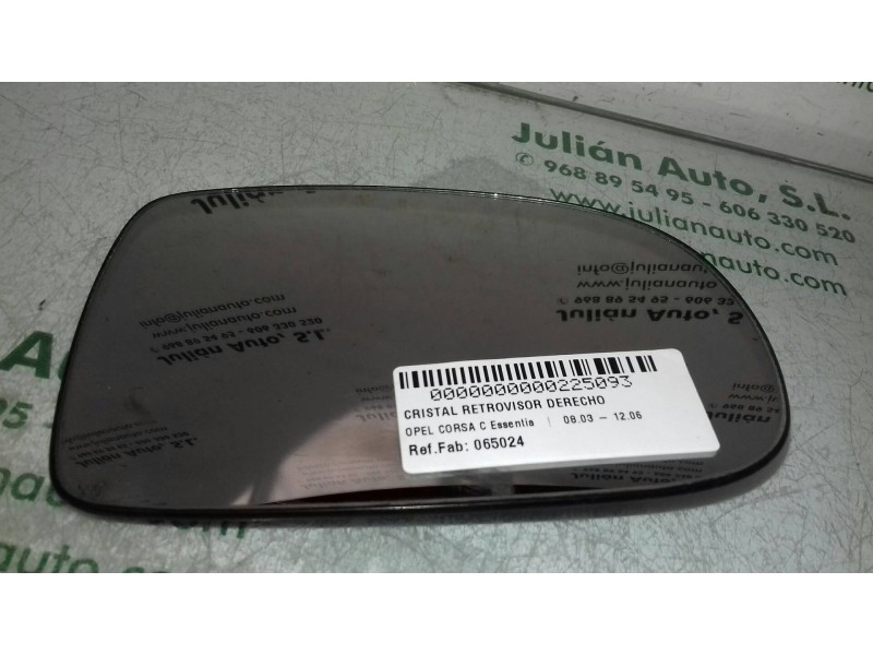 Recambio de cristal retrovisor derecho para opel corsa c essentia referencia OEM IAM 065024  