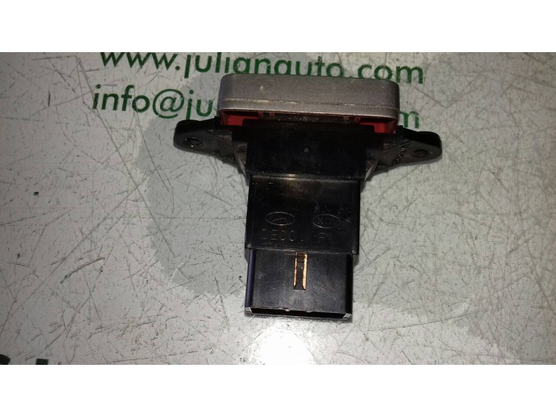 Recambio de warning para hyundai accent (lc) gl 4p referencia OEM IAM 864W0140 BLANCO 6 PINES