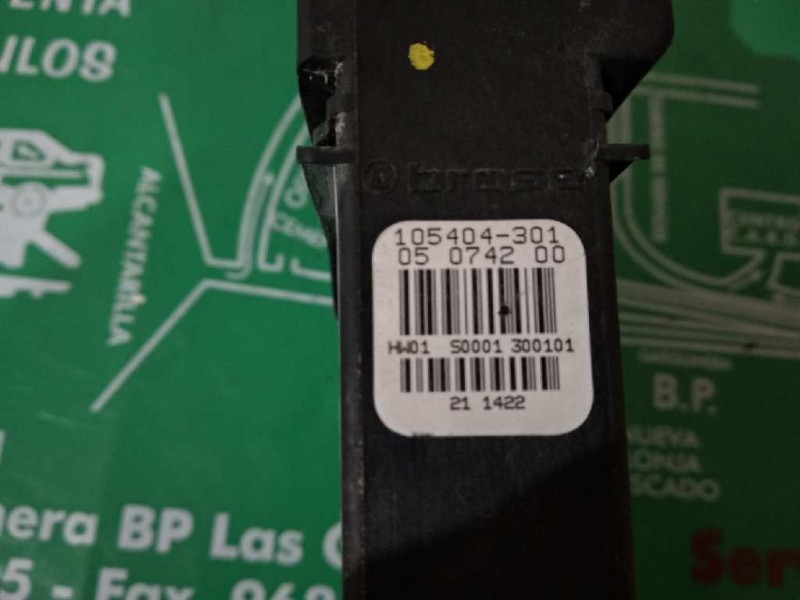 Recambio de motor elevalunas delantero izquierdo para volkswagen passat berlina (3b3) comfortline referencia OEM IAM 130821695 1