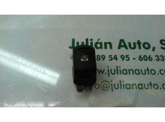 Recambio de mando elevalunas delantero derecho para renault megane ii berlina 5p authentique referencia OEM IAM 315013A 3+3 PINE