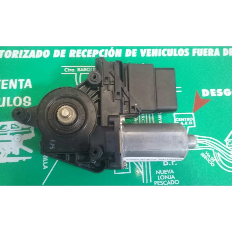 Recambio de motor elevalunas trasero derecho para volkswagen passat berlina (3b3) comfortline referencia OEM IAM 105407301 05074