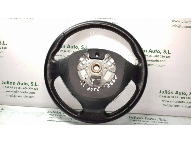 Recambio de volante para nissan note acenta referencia OEM IAM 3083576A1 309156099M60 