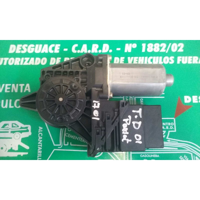 Recambio de motor elevalunas trasero derecho para volkswagen passat berlina (3b3) comfortline referencia OEM IAM 105407301 05074