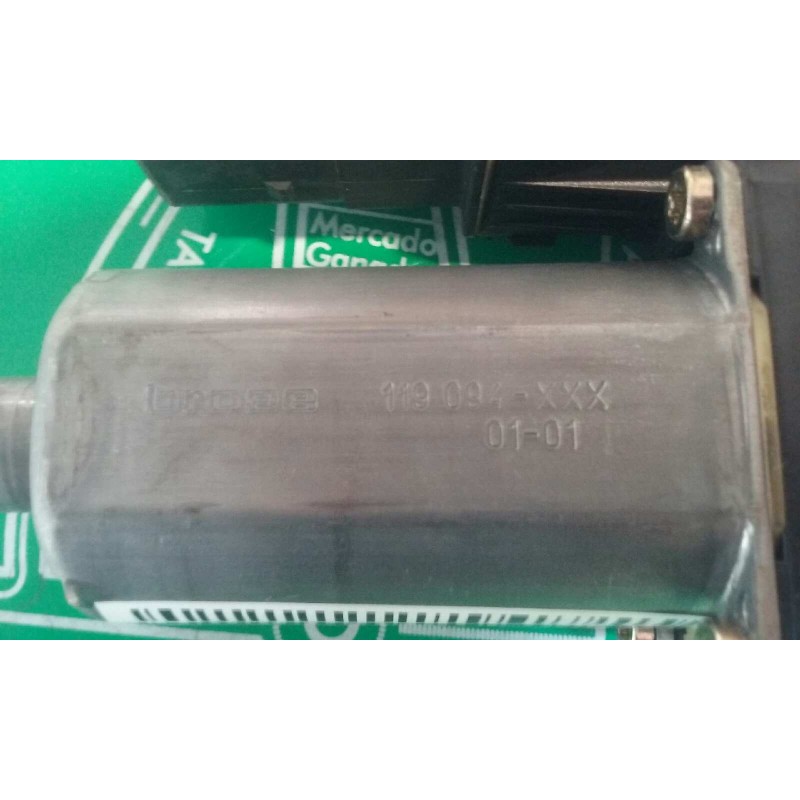 Recambio de motor elevalunas trasero derecho para volkswagen passat berlina (3b3) comfortline referencia OEM IAM 105407301 05074