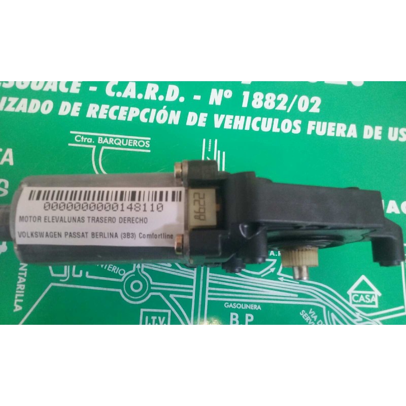 Recambio de motor elevalunas trasero derecho para volkswagen passat berlina (3b3) comfortline referencia OEM IAM 105407301 05074