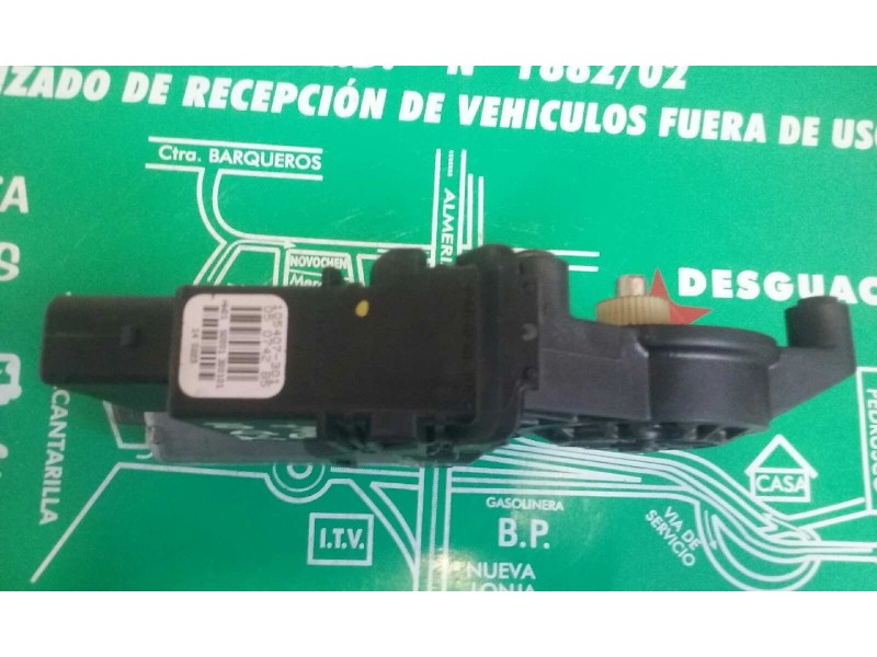 Recambio de motor elevalunas trasero derecho para volkswagen passat berlina (3b3) comfortline referencia OEM IAM 105407301 05074