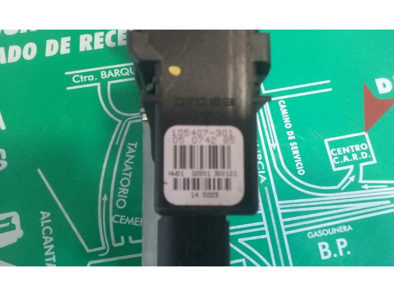 Recambio de motor elevalunas trasero derecho para volkswagen passat berlina (3b3) comfortline referencia OEM IAM 105407301 05074