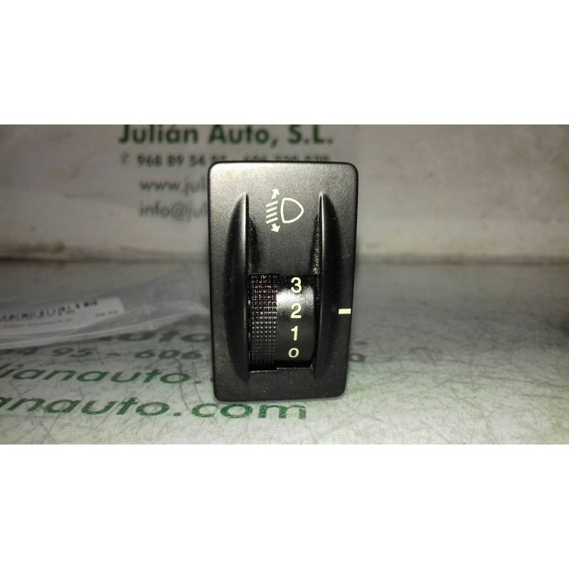 Recambio de interruptor para hyundai sonata (nf) 2.0 crdi comfort ii referencia OEM IAM 751U00080 211000245 ALTURA DE FAROS