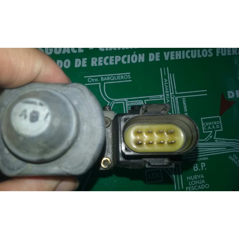 Recambio de motor elevalunas delantero derecho para audi a4 berlina (b5) 1.9 tdi referencia OEM IAM 113846101 05071901 