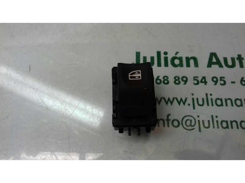 Recambio de mando elevalunas trasero izquierdo para renault fluence dynamique referencia OEM IAM E30175  