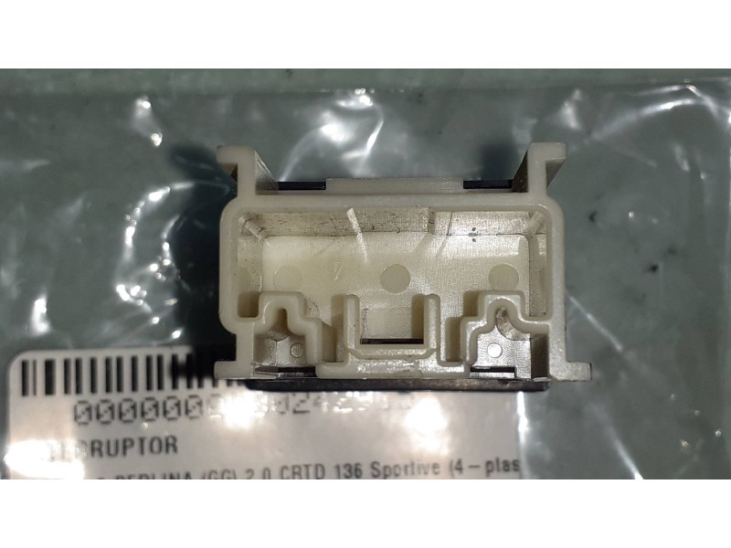 Recambio de interruptor para mazda 6 berlina (gg) 2.0 crtd 136 sportive (4-ptas.) referencia OEM IAM 759170  EMBELLEDOR