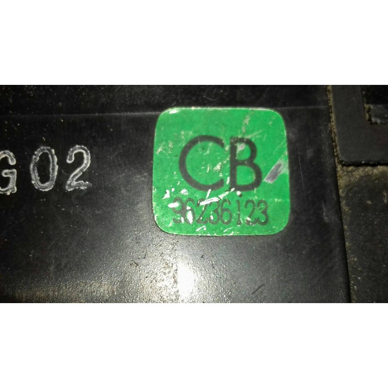 Recambio de pantalla multifuncion para daewoo lanos se referencia OEM IAM 96236123 RELOJ 3+3 PINES