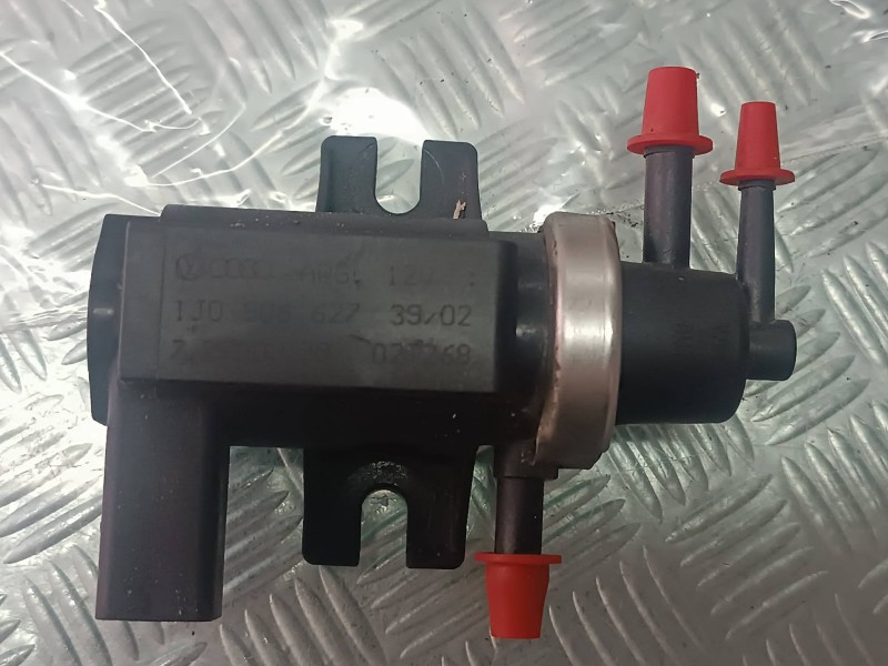 Recambio de valvula aire adicional para volkswagen golf iv berlina (1j1) advance referencia OEM IAM 1J0906627  72290320
