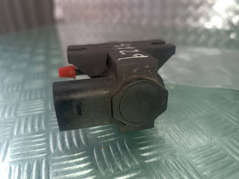 Recambio de valvula aire adicional para volkswagen golf iv berlina (1j1) advance referencia OEM IAM 1J0906627  72290320