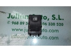 Recambio de mando elevalunas trasero derecho para renault megane iii berlina 5 p emotion referencia OEM IAM 254010003R  