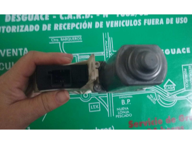 Recambio de motor elevalunas trasero izquierdo para audi a6 berlina (4f2) 3.0 tdi quattro (171kw) referencia OEM IAM 4F0959801C 