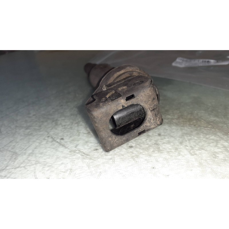 Recambio de bobina encendido para peugeot 207 sw confort referencia OEM IAM 0221504470 1437986 CONECTOR 3 PINES