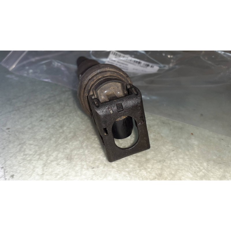 Recambio de bobina encendido para peugeot 207 sw confort referencia OEM IAM 0221504470 1437986 CONECTOR 3 PINES