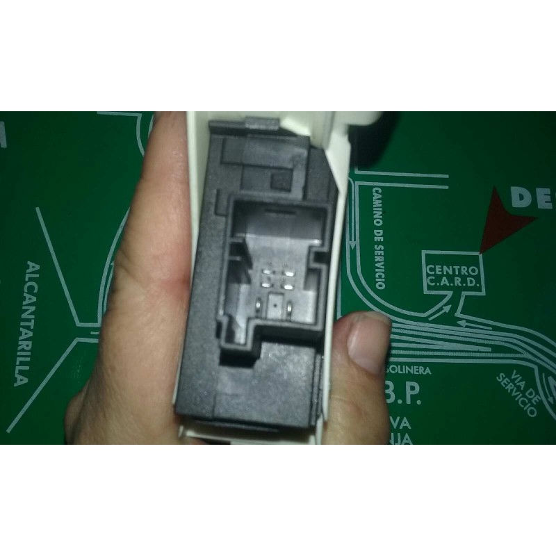 Recambio de motor elevalunas delantero izquierdo para audi a6 berlina (4f2) 3.0 tdi quattro (171kw) referencia OEM IAM 4F0959801