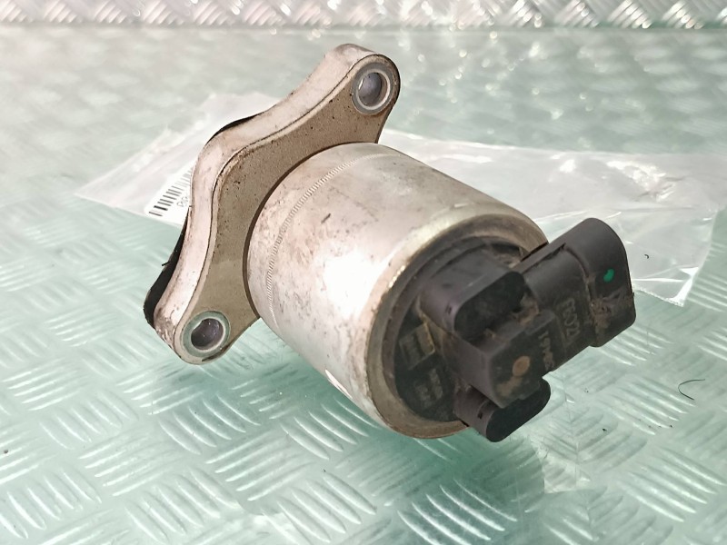 Recambio de valvula egr para opel astra g berlina comfort referencia OEM IAM 24104956 CONECTOR 5 PINES 
