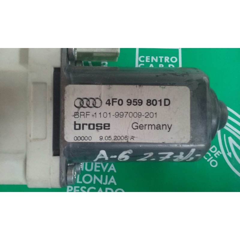 Recambio de motor elevalunas delantero izquierdo para audi a6 berlina (4f2) 2.7 tdi referencia OEM IAM 4F0959801D  