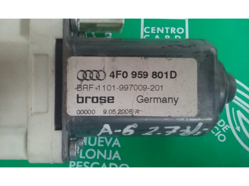 Recambio de motor elevalunas delantero izquierdo para audi a6 berlina (4f2) 2.7 tdi referencia OEM IAM 4F0959801D  