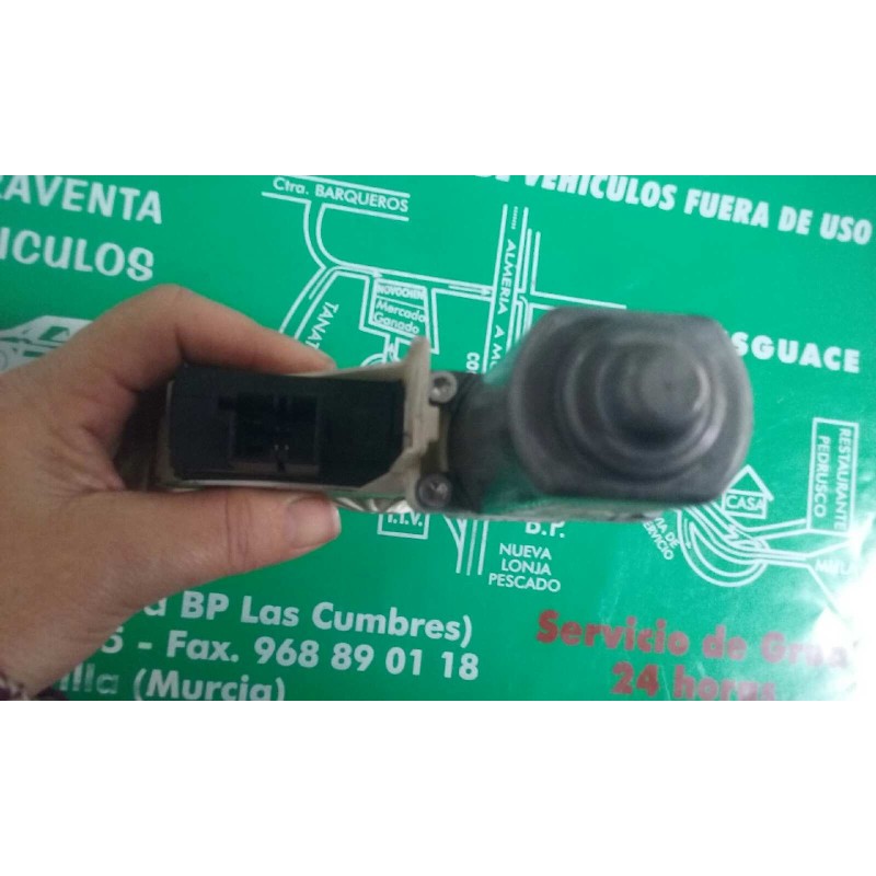 Recambio de motor elevalunas delantero izquierdo para audi a6 berlina (4f2) 2.7 tdi referencia OEM IAM 4F0959801D  