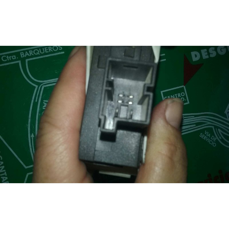 Recambio de motor elevalunas delantero izquierdo para audi a6 berlina (4f2) 2.7 tdi referencia OEM IAM 4F0959801D  