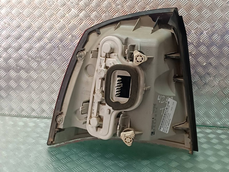 Recambio de piloto trasero derecho para opel astra g berlina comfort referencia OEM IAM 90521544  170102HF