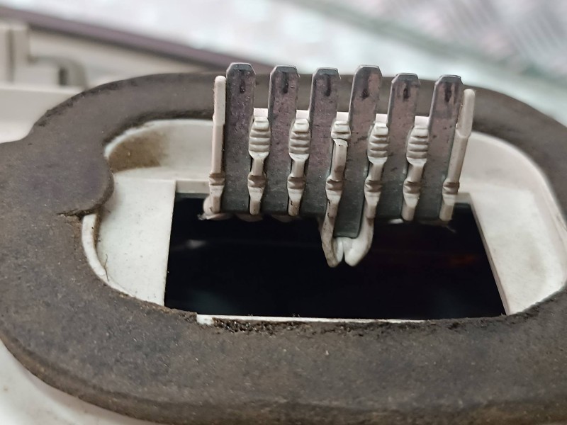 Recambio de piloto trasero derecho para opel astra g berlina comfort referencia OEM IAM 90521544  170102HF