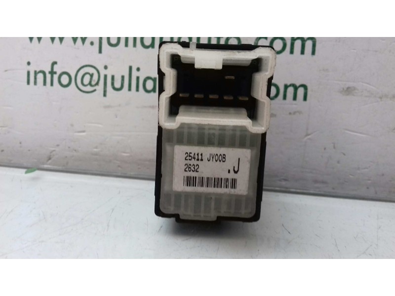 Recambio de mando elevalunas delantero derecho para renault koleos dynamique referencia OEM IAM 25411JY00B 5+1 PINES BLANCO