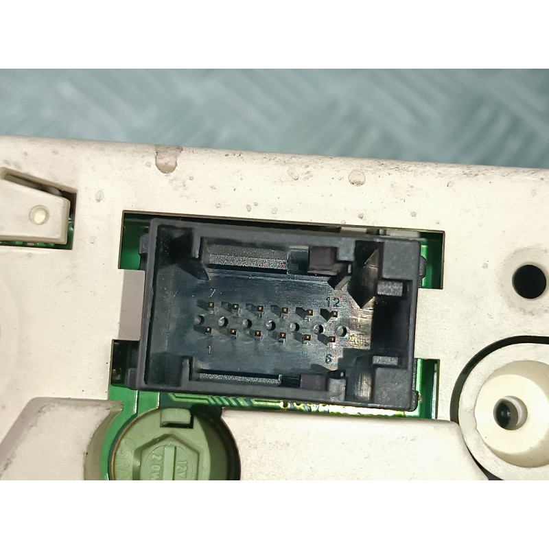 Recambio de pantalla multifuncion para opel astra g berlina comfort referencia OEM IAM 24461517 98496 317099190