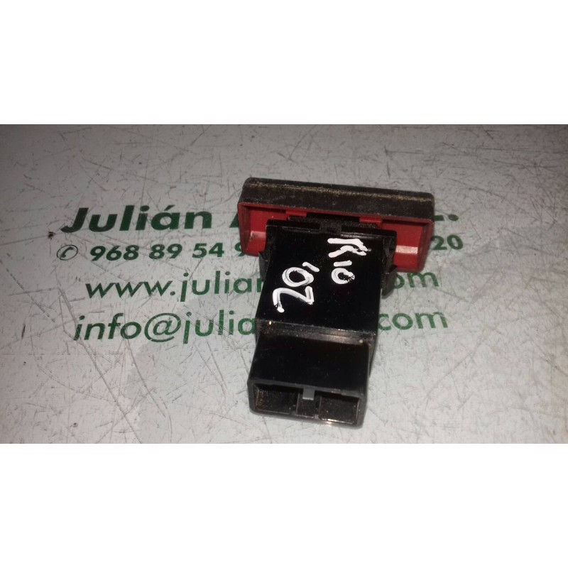 Recambio de warning para kia rio rs paket s berlina (5-ptas.) referencia OEM IAM 864W0140  6+2 PINES