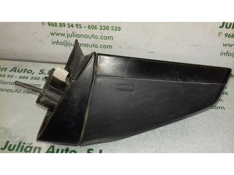 Recambio de retrovisor derecho para opel corsa a berlina referencia OEM IAM 0510411  MANUAL