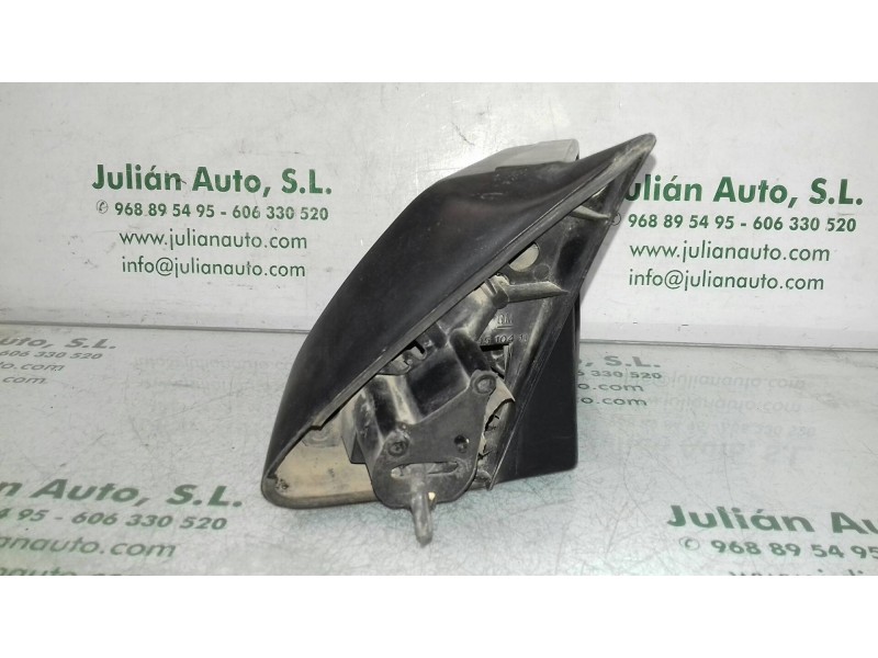 Recambio de retrovisor derecho para opel corsa a berlina referencia OEM IAM 0510411  MANUAL