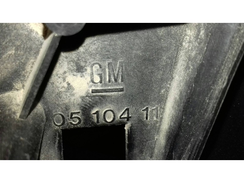 Recambio de retrovisor derecho para opel corsa a berlina referencia OEM IAM 0510411  MANUAL