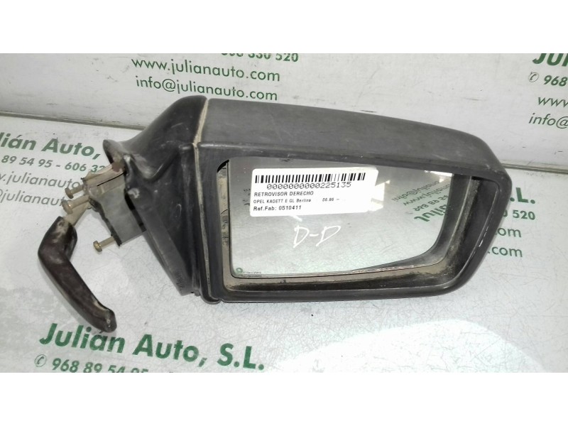 Recambio de retrovisor derecho para opel kadett e gl berlina referencia OEM IAM 0510411  MANUAL