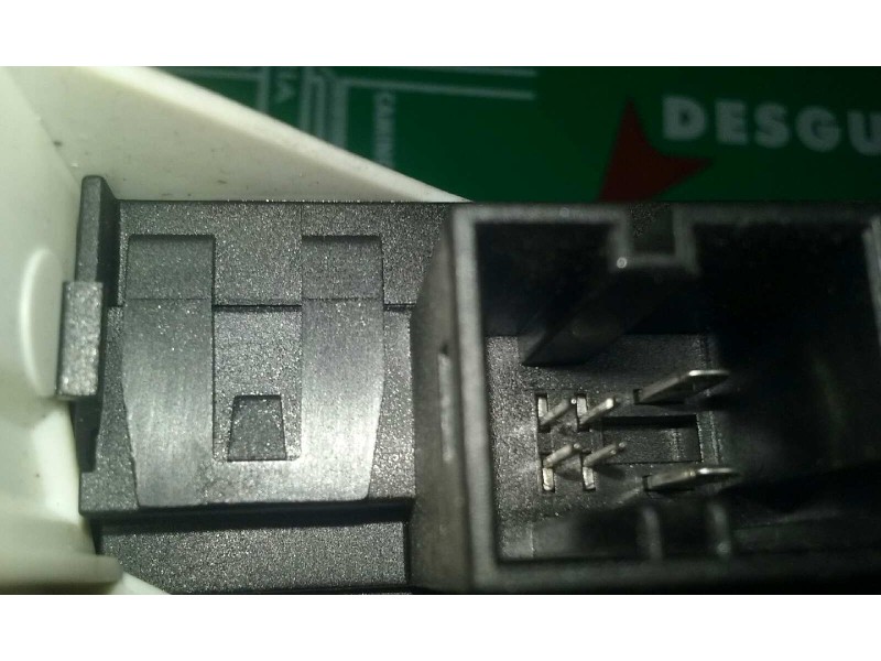 Recambio de motor elevalunas delantero derecho para audi a6 berlina (4f2) 2.7 tdi referencia OEM IAM 4F0959802D  