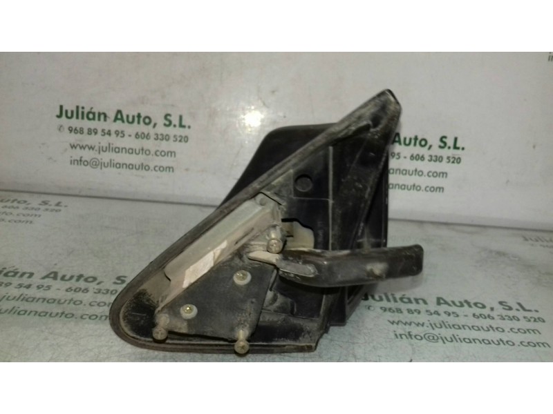 Recambio de retrovisor derecho para opel kadett e gl berlina referencia OEM IAM 0510411  MANUAL