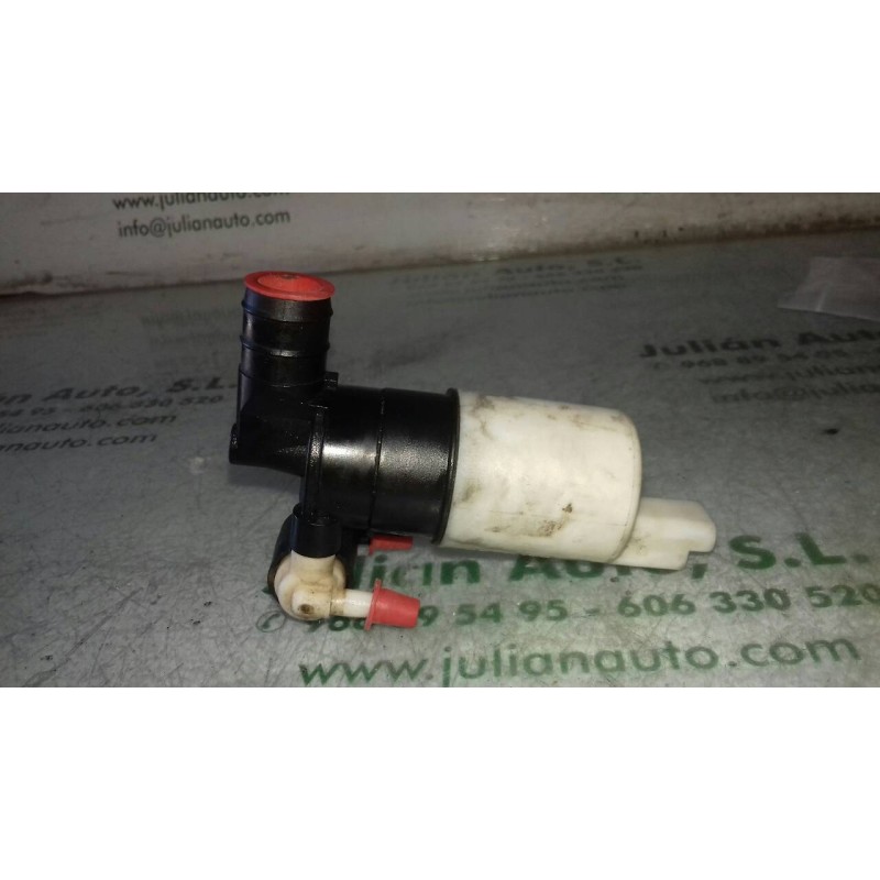 Recambio de bomba limpia para peugeot 208 access referencia OEM IAM 9641553880 9641553980 2 PINES