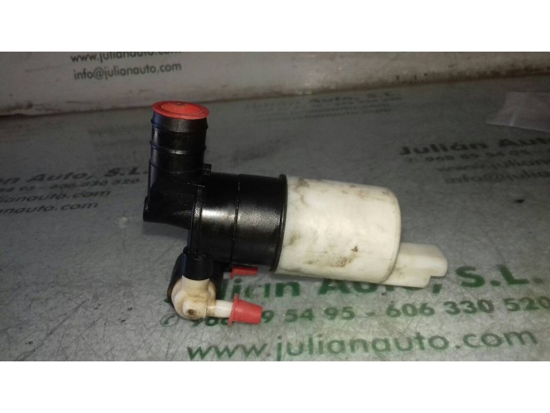 Recambio de bomba limpia para peugeot 208 access referencia OEM IAM 9641553880 9641553980 2 PINES