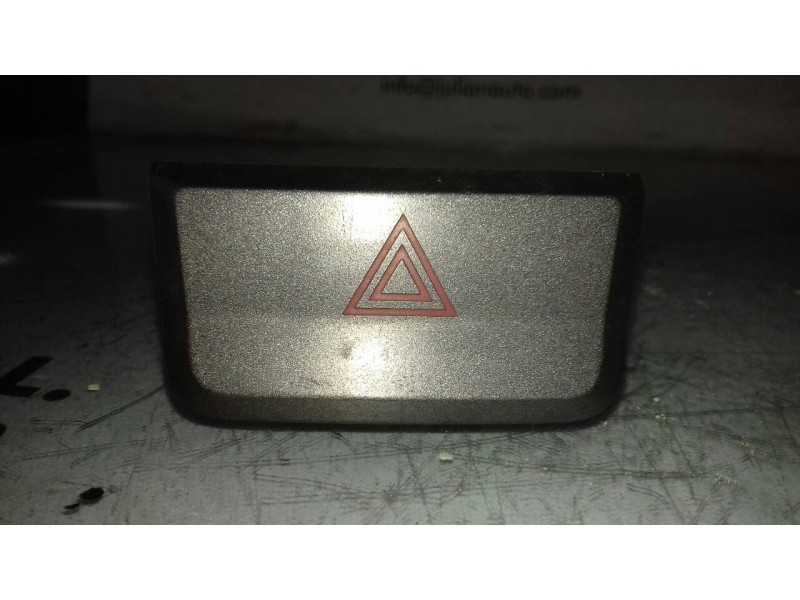 Recambio de warning para hyundai accent (lc) crdi gls world cup referencia OEM IAM 864W0140  6+2 PINES