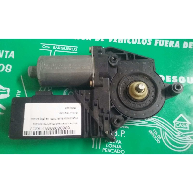 Recambio de motor elevalunas delantero derecho para volkswagen passat berlina (3b3) advance referencia OEM IAM 105415301 0507424