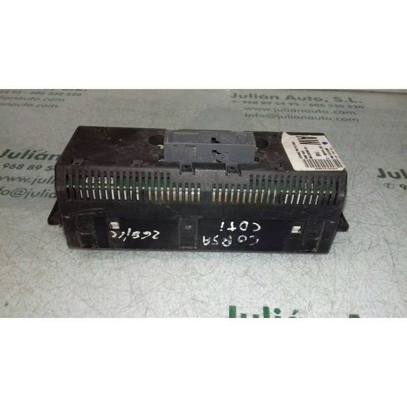 Recambio de pantalla multifuncion para opel corsa c essentia referencia OEM IAM 565412796 281154483 