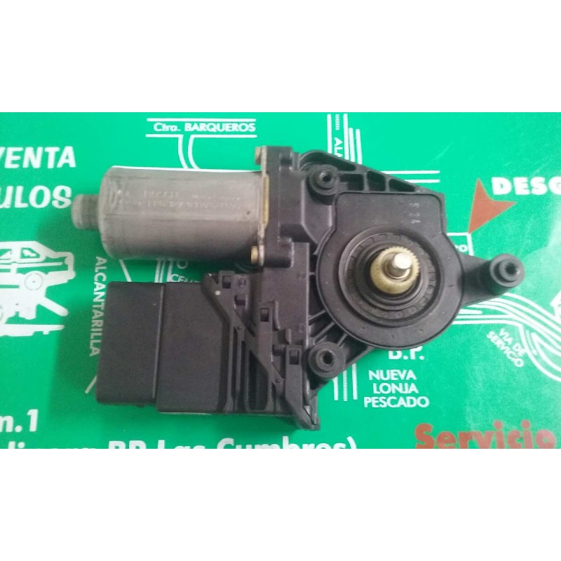 Recambio de motor elevalunas trasero derecho para volkswagen passat berlina (3b2) comfortline referencia OEM IAM 101438203 05076