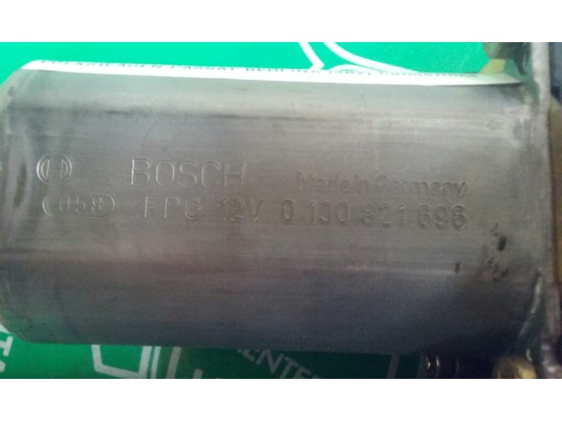 Recambio de motor elevalunas trasero derecho para volkswagen passat berlina (3b2) comfortline referencia OEM IAM 101438203 05076