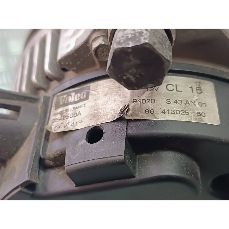 Recambio de alternador para citroen c5 berlina 2.0 hdi magic referencia OEM IAM 9641302580 VALEO 