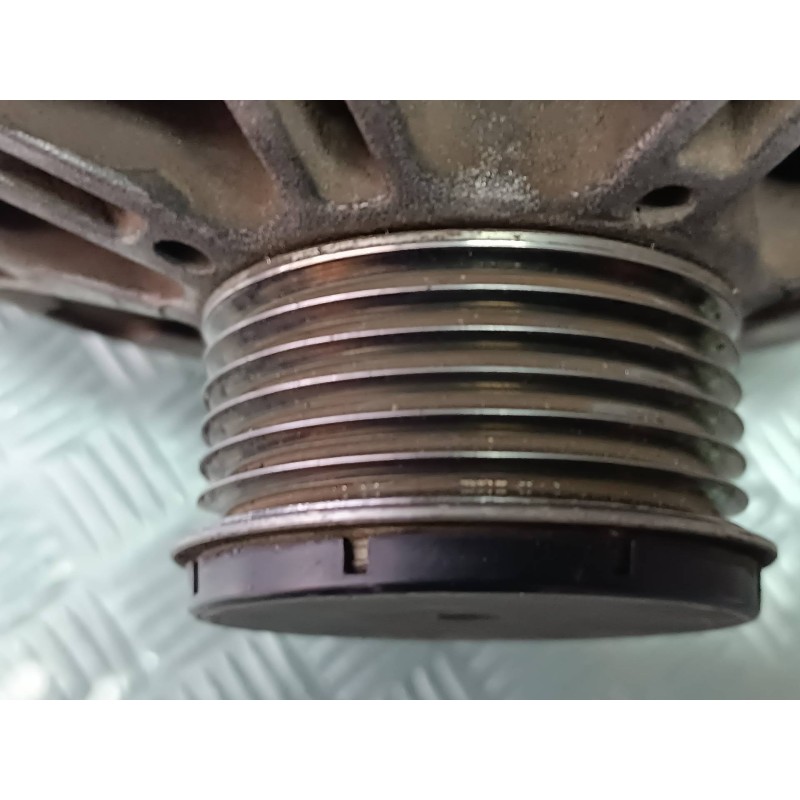 Recambio de alternador para citroen c5 berlina 2.0 hdi magic referencia OEM IAM 9641302580 VALEO 