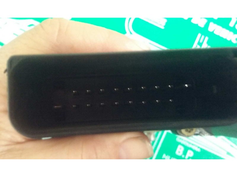 Recambio de motor elevalunas trasero derecho para volkswagen passat berlina (3b2) comfortline referencia OEM IAM 101438203 05076