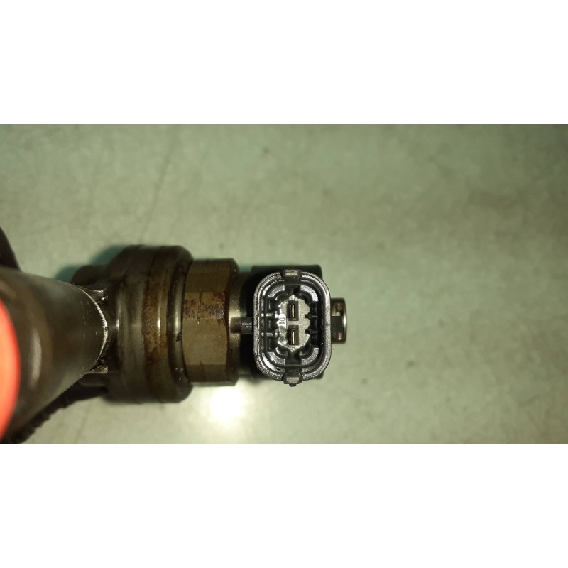 Recambio de inyector para opel astra h ber. cosmo referencia OEM IAM 0445110175 8123 CONECTOR 2 PINES